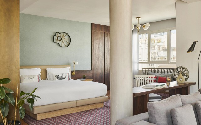 Отель Hyatt Centric Gran Via Madrid