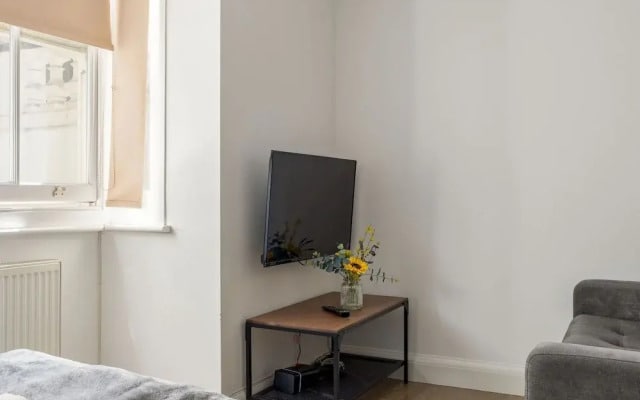 Knightsbridge Studio by Harrods