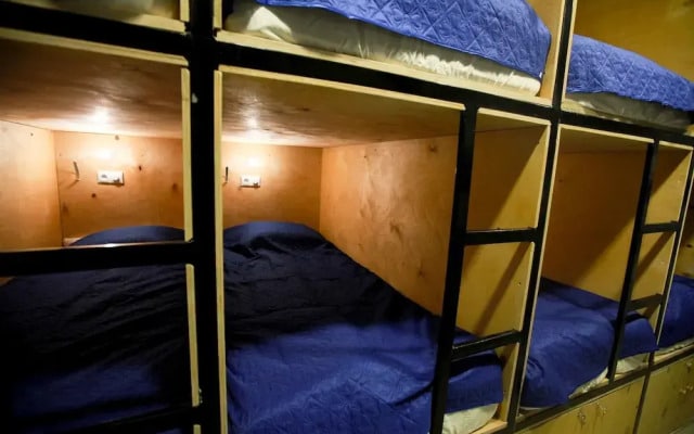 Hostel 69