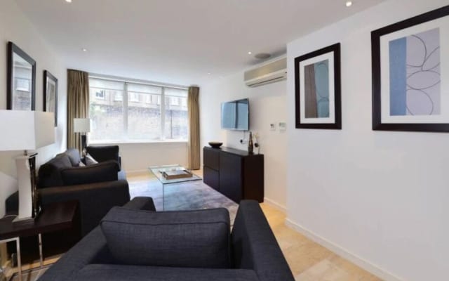 Modern 2 Bed Flat in the Heart of Kensington