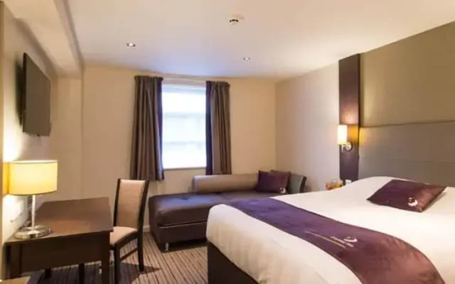 Premier Inn Heathrow M4/J4