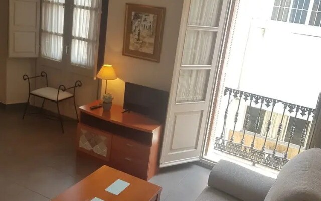 Stylish And Spacious 1 Bedroom Flat In Trendy Area