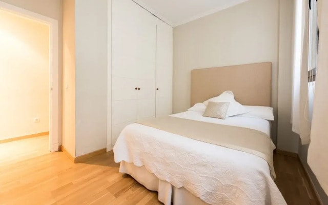 Prado Museum Apartment