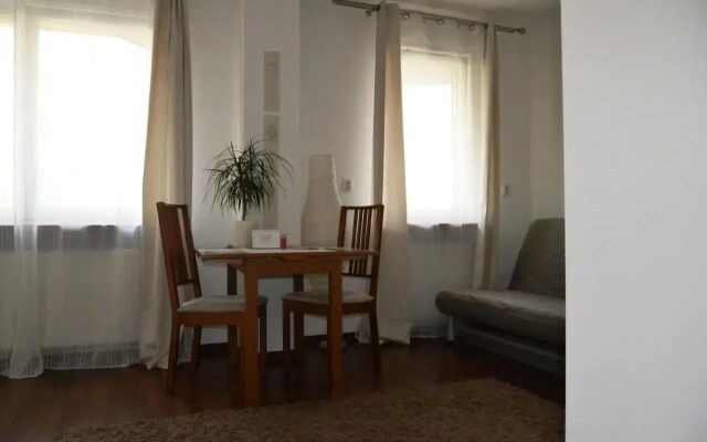 Great Apart Kabaty