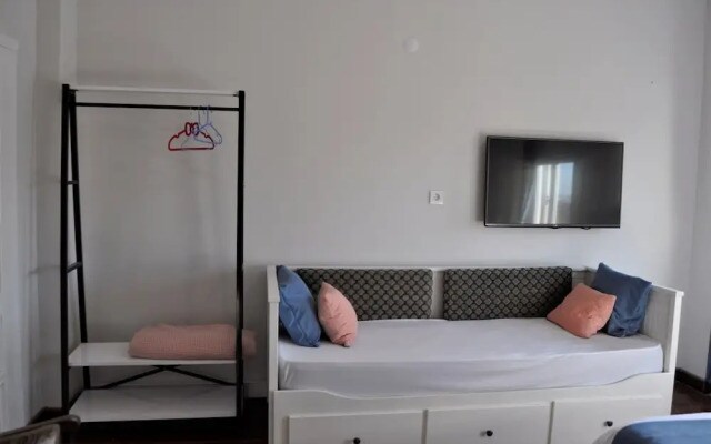 Rooftop Balat Rooms & Apartments