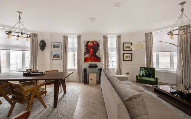 Marylebone Luxury 3-bed Security Elevator