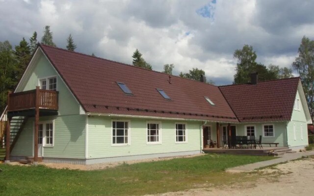 Pauka Holiday House