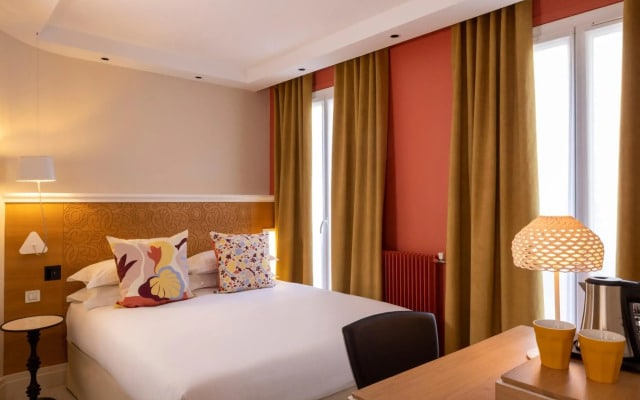 Hotel Elysees 8