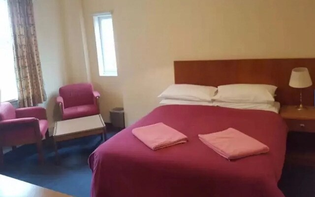 Avoca House Hotel