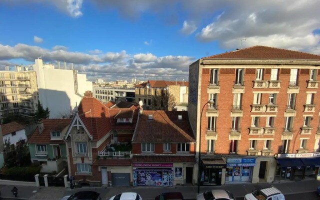 Grande chambre privative à 20 minutes de Paris
