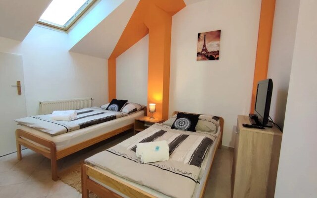 Hotel 28