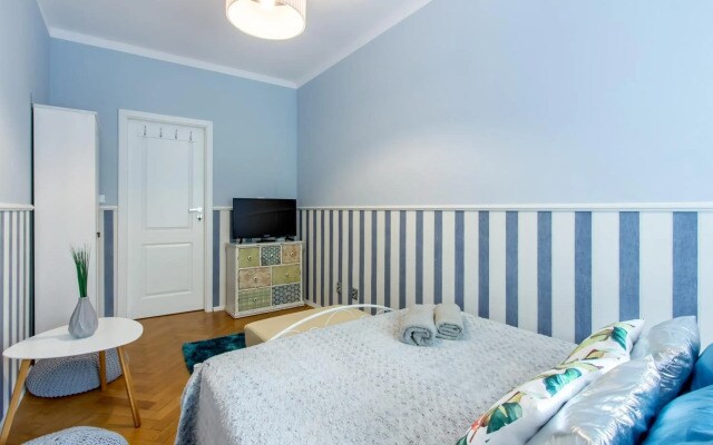ClickTheFlat Apartment Chmielna 7