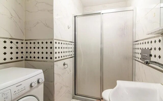 Cozy Flat Close to Various Malls in Kagithane