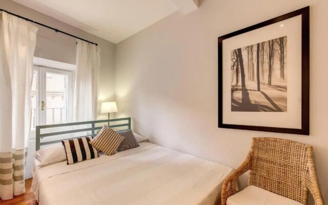 Trevi Chic Apartment