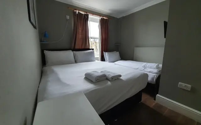 Ebury House Hotel