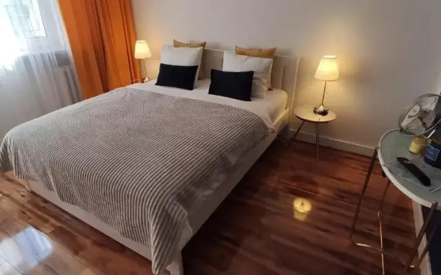 Comfortable Studio Old Town/New City