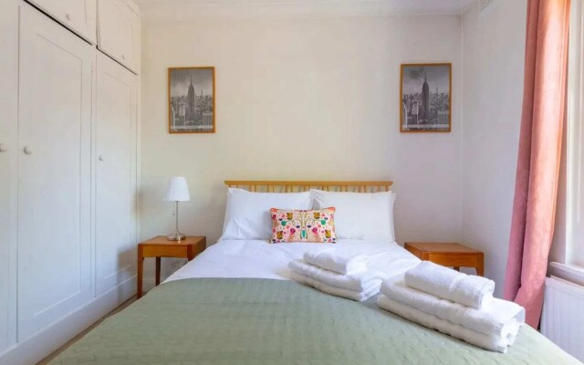 Charming & Central 2BD Flat - Islington