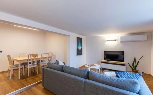 Central Flat With Lovely Terrace in Ferikoy Sisli