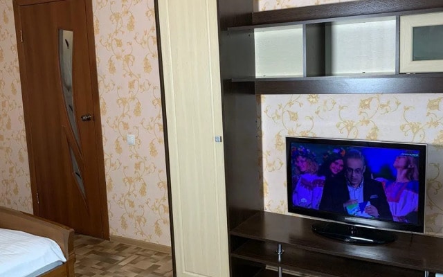 Home Hotel (Хоум Отель) на Институтской 7