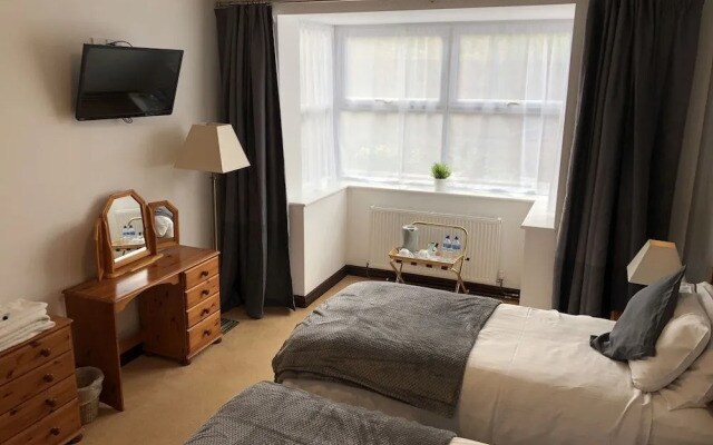 Clee Hotel