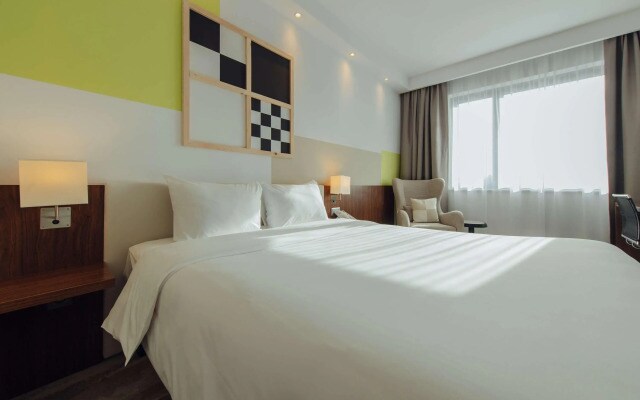 Ibis Styles Warszawa Airport
