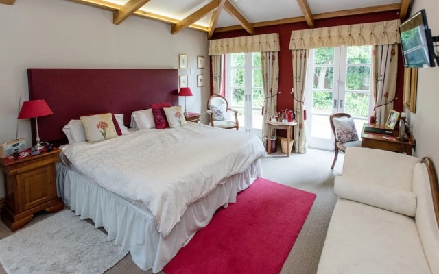 Mere Brook House
