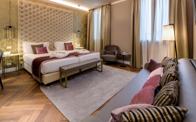 Отель BW Premier Collection CHC Continental Venice