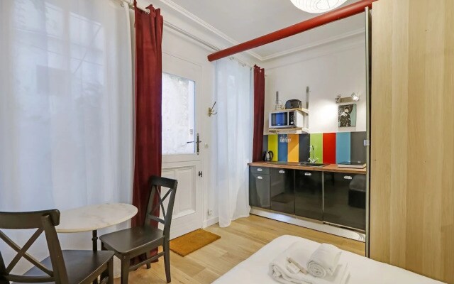 Pick A Flat's Montparnasse Studio