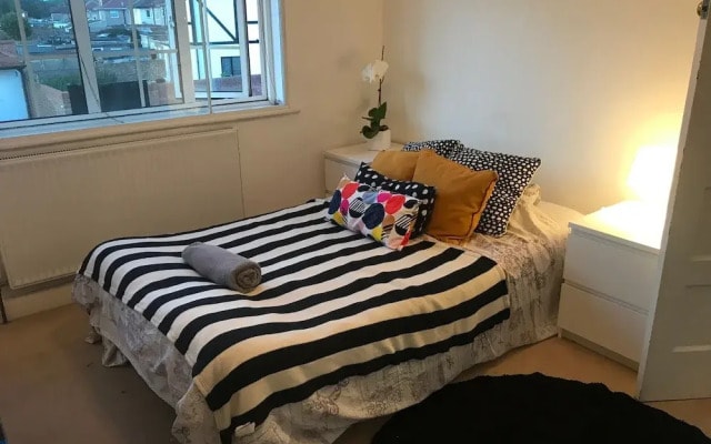 Empire London Properties - Goshawk Gardens