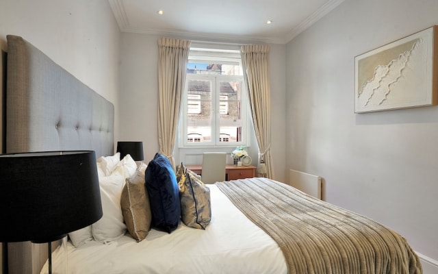 Hertford Flat 13