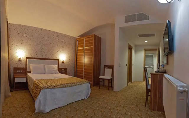 Adnan Bey Hotel