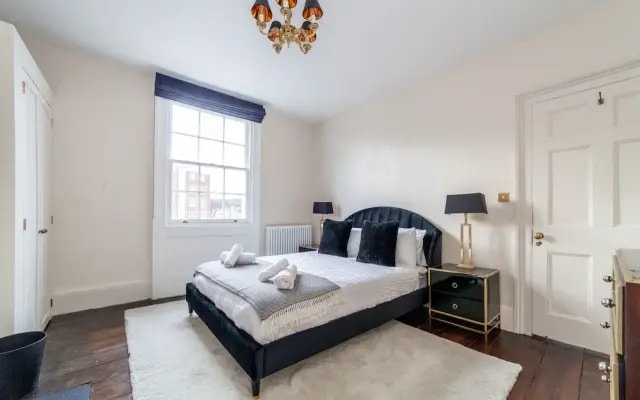 Modern & Stylish House in Deptford