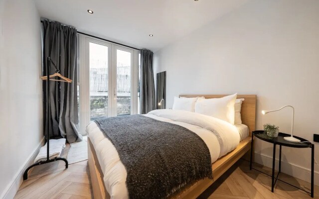 The Battersea Place - Charming 4bdr Flat