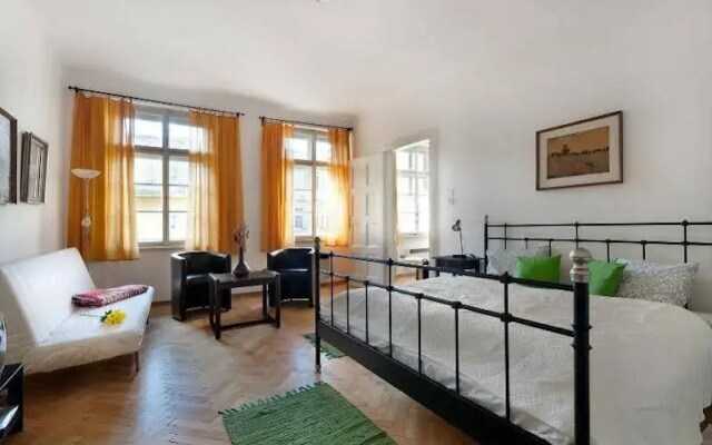 Ostrovní Apartment