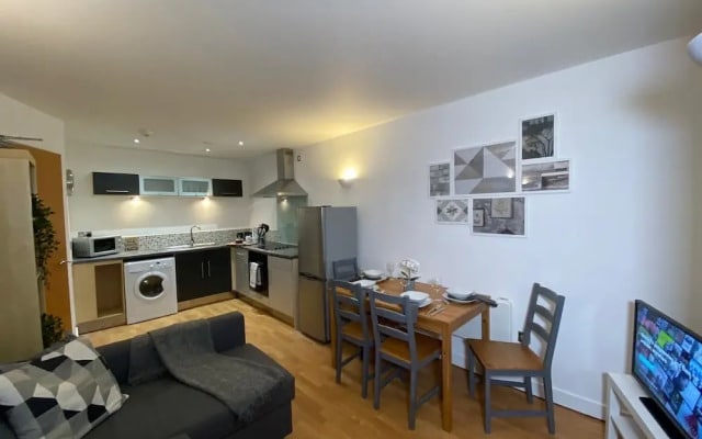 West One Aspect - City Apartment With A View