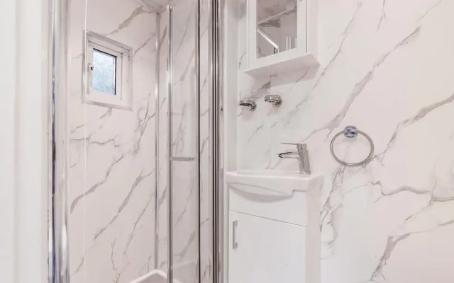 North Central London House/ Sleeps8/garden/wifi