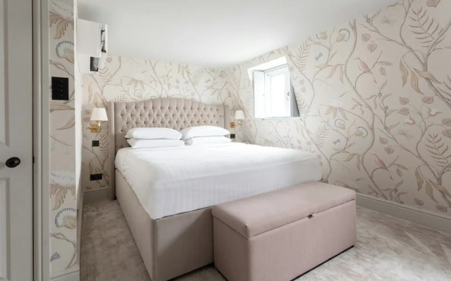 First Street III by Onefinestay