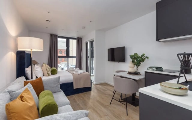 Elegant Manchester Studio