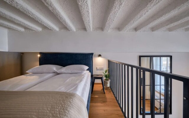 Апартаменты Queen Barbora Central Lofts