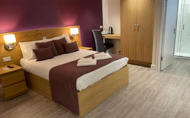 Holtwhites Hotel