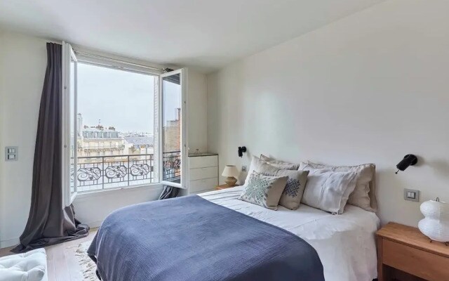 Charming Apartment 1 Bedroom Heart 16th in Paris