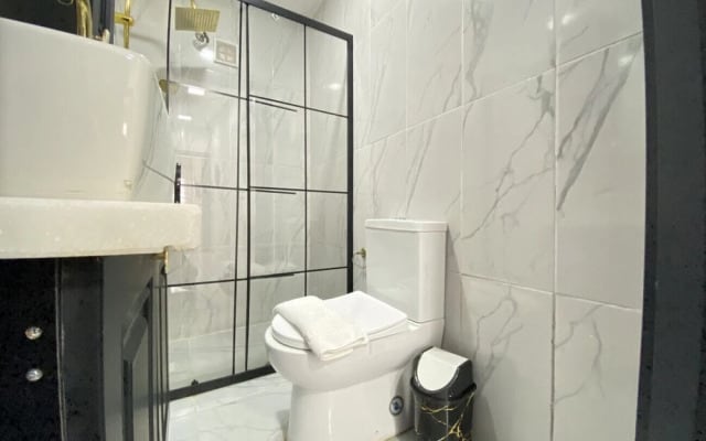 P2409 in Stanbul With 1 Bedrooms and 1 Bathrooms