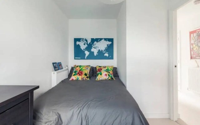 Modern 2 Bedroom Flat in Zone 1