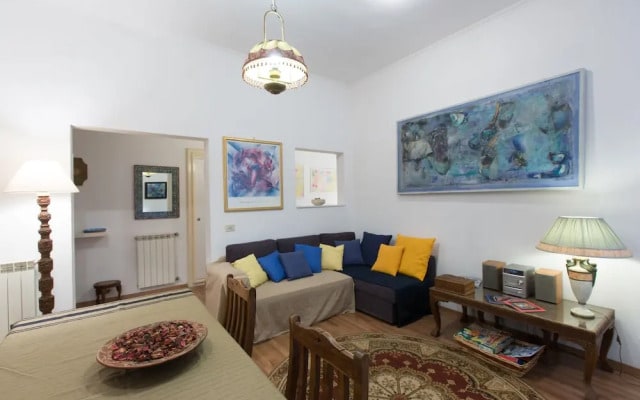 Susanna Home