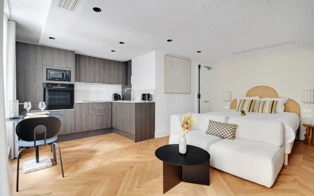 Libere Paris Haussmann