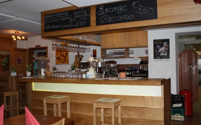 Il Plonner - Hotel Restaurant Biergarten