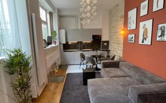 Canal Saint Martin Apartments