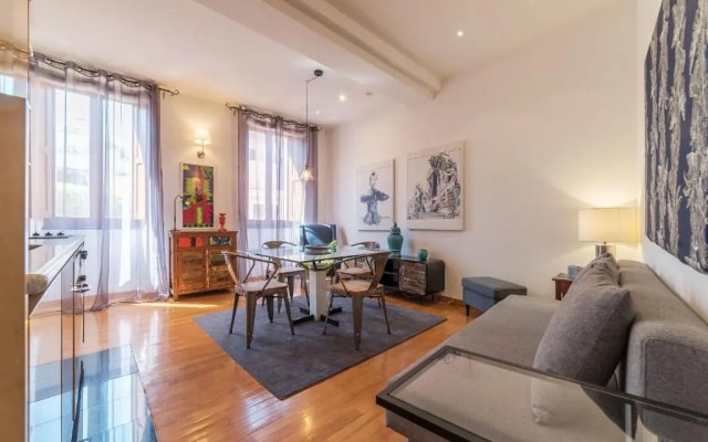 Piazza di Spagna Stylish Flat