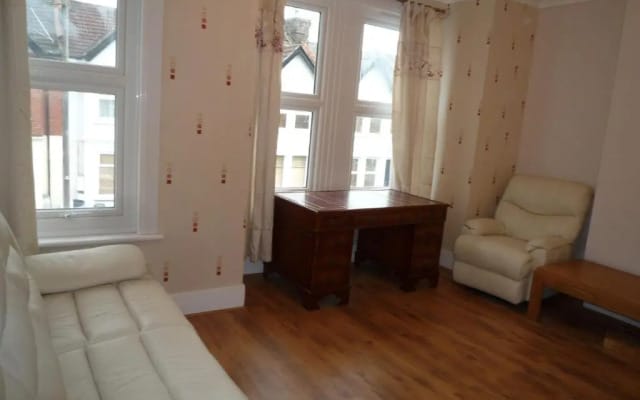 Boundary Road, 1 Bedroom & 2 Bedroom Flats