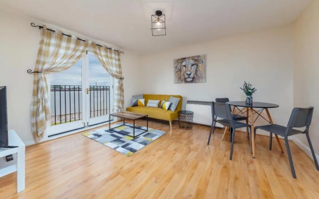 Suites by Rehoboth - 23 Thames View - Upper - Woolwich